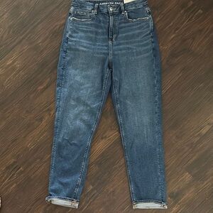 American Eagle Outfitters High Rise Blue Jeans Relaxed Fit